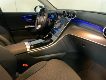 GLC 300 e 4M Ava Burm LED Ambiente DISTRO AHK