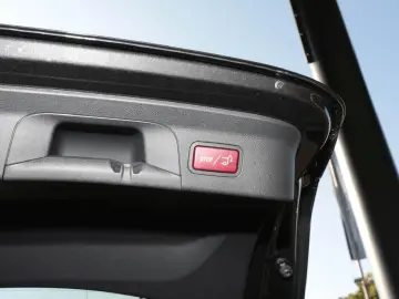 GLC 300 4M Coupé AMG Night MBUX Navi EasyP Kamer