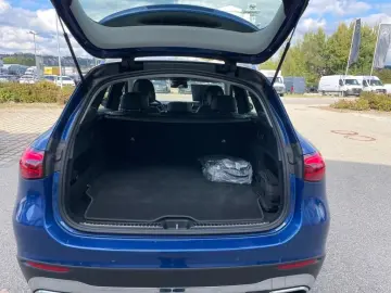 GLC 300 de 4M AVANTGARDE AHK LED SHZ 360 KAMERA