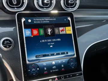 GLC 300 d 4M AMG Sport Advanced  Distr. LED Navi