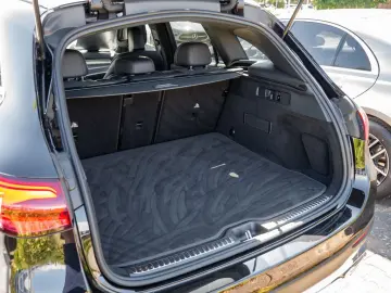 GLC 300 d 4M AMG Sport Advanced  Distr. LED Navi