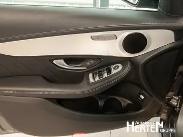 GLC 300 4M. AMG NIGHT LED 360  19ZOLL MBUX-NAVI