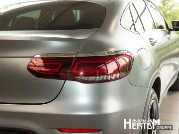 GLC 300 4M. AMG NIGHT LED 360  19ZOLL MBUX-NAVI