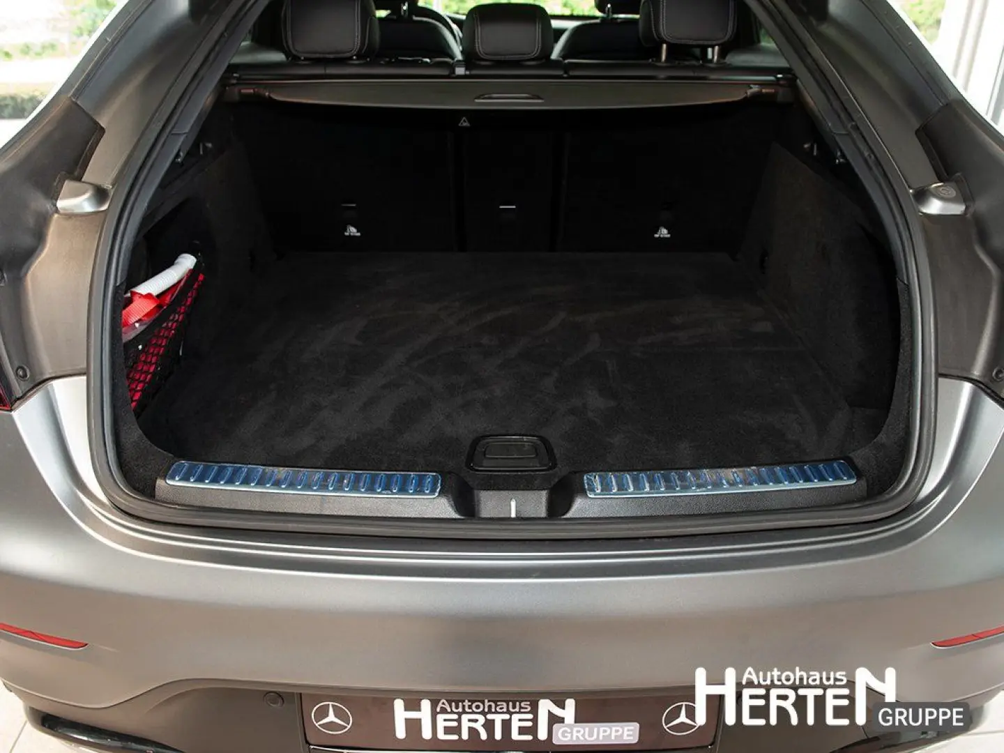 GLC 300 4M. AMG NIGHT LED 360  19ZOLL MBUX-NAVI