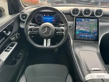 GLC 300 4M AMG Pano Burm 360 Memory