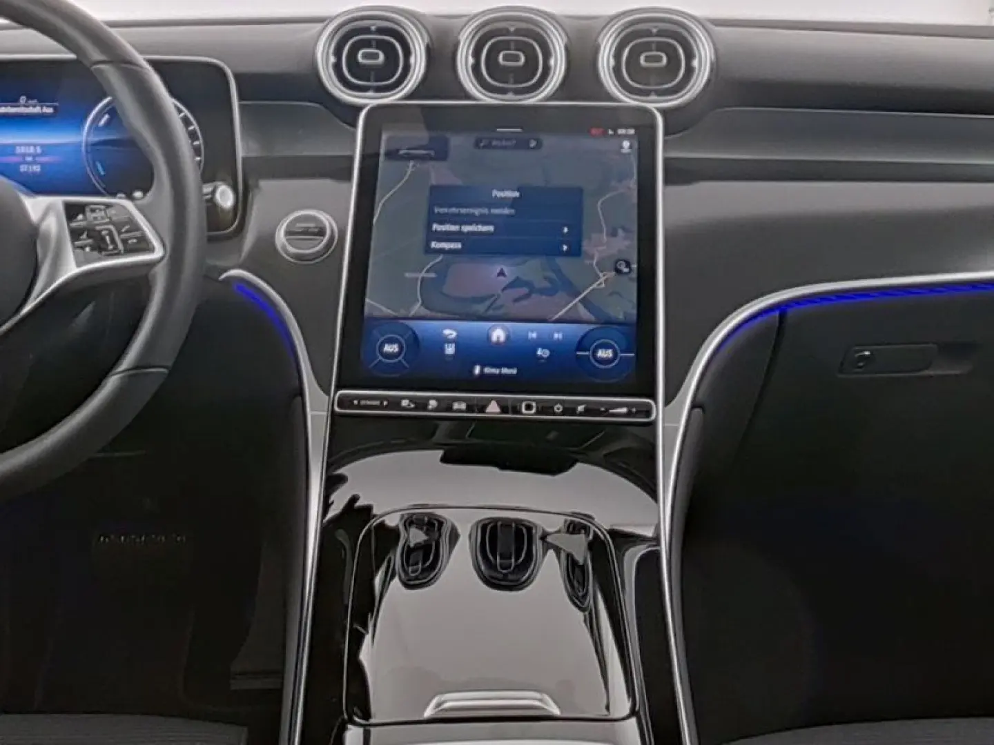 GLC 300 e 4M Avantgarde Pano AHK MBUX Kamera Tot