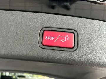 GLC 300 de 4M Avantgarde 9G LED Memory.P. Kamera