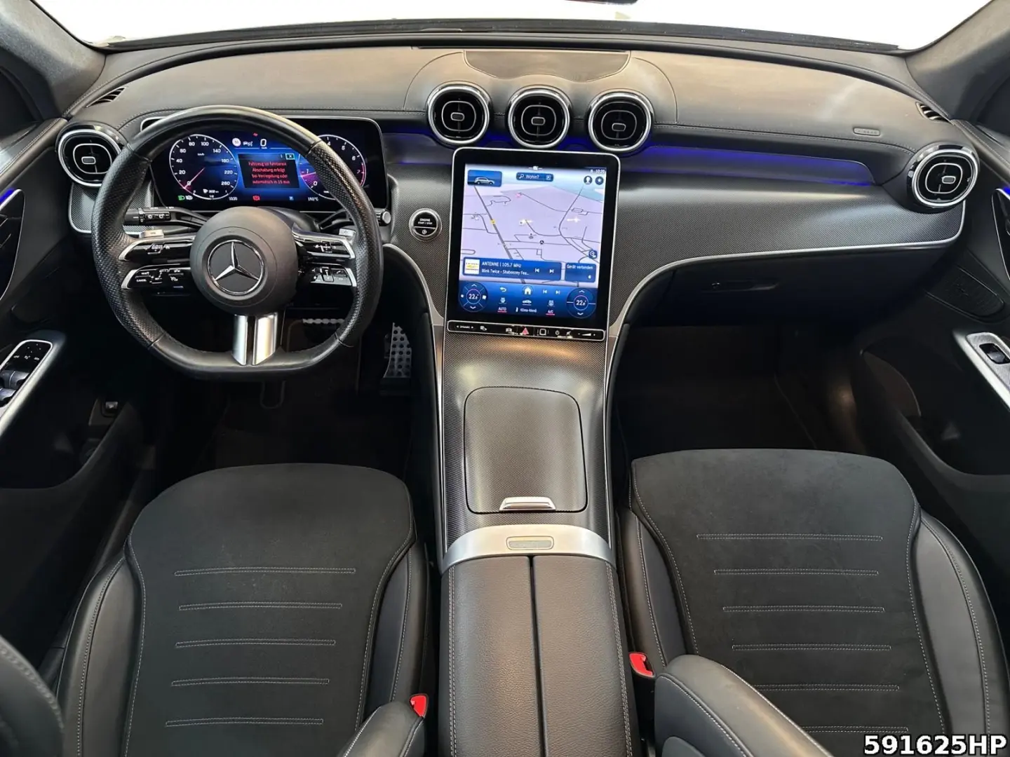 GLC 300 4M AMG Night 360  DISTRONIC AHK CarPlay