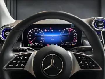 GLC 300 de 4M Avantg. AHK 360  Digital.L Memory