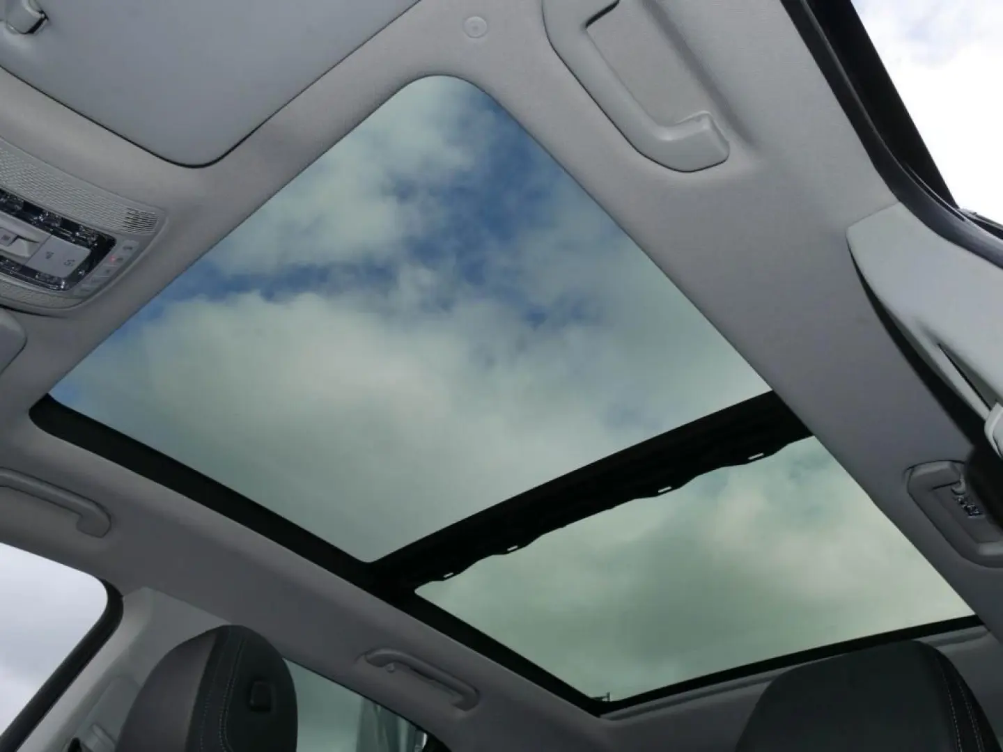 GLE 350 de 4M AMG-Sport Pano AHK 360  Memo Burm