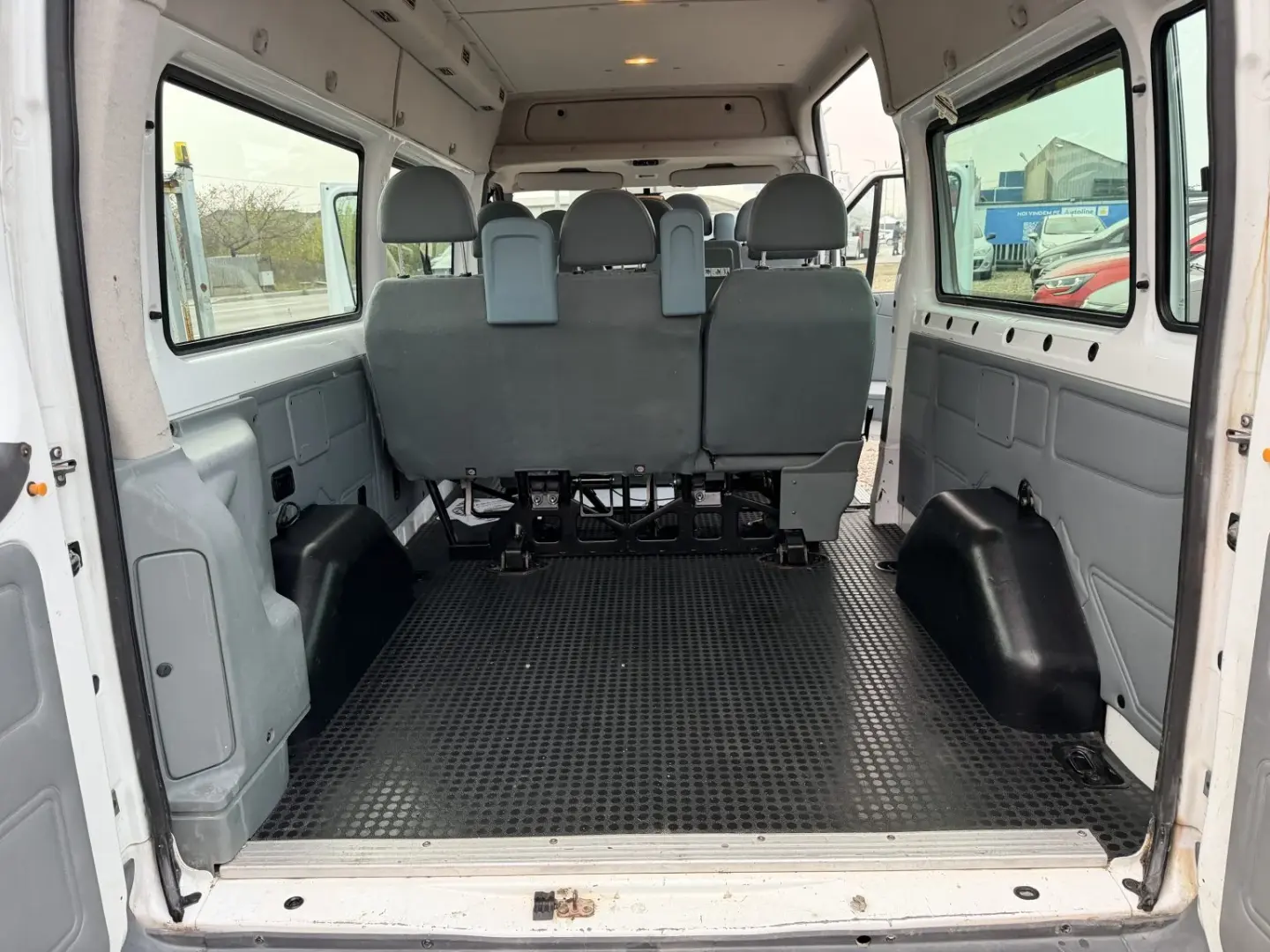Ford Transit 2010