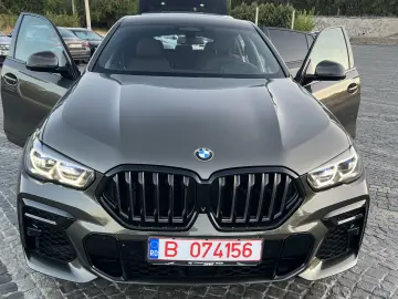 BMW X6 M50i