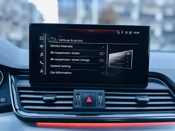 AUDI Q5 Sportback 55 TFSIe• 367 CP• Pneumatic Adaptiv