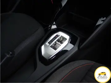 Peugeot 208 Active PureTech 100 Cutie automata 8G