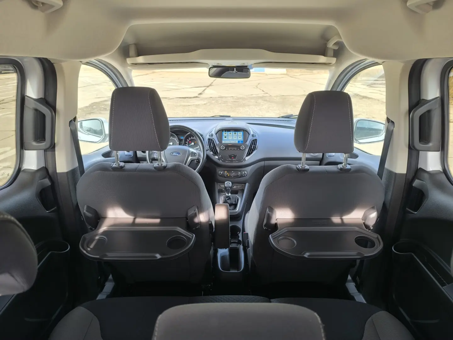 Ford Tourneo Courier Titanium