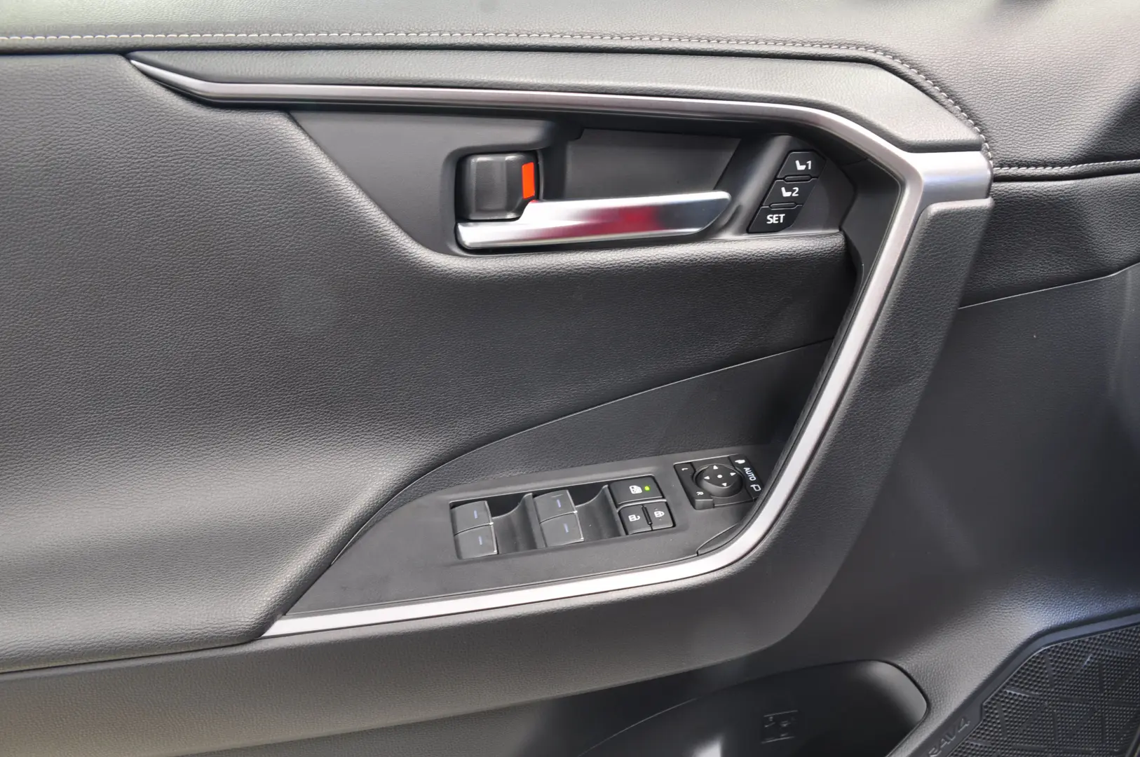 2025 NEW Toyota RAV4 GR Hybrid AWD