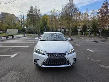 LEXUS CT200 MILD HYBRID 2021 76000km!
