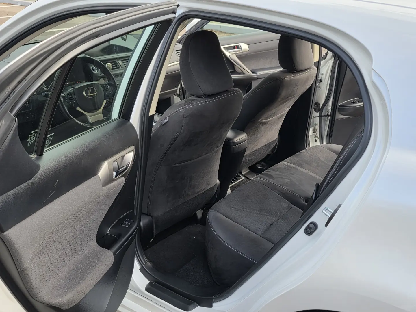 LEXUS CT200 MILD HYBRID 2021 76000km!