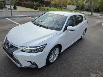 LEXUS CT200 MILD HYBRID 2021 76000km!