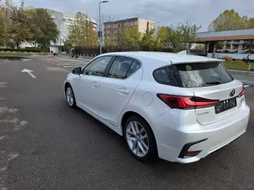 LEXUS CT200 MILD HYBRID 2021 76000km!