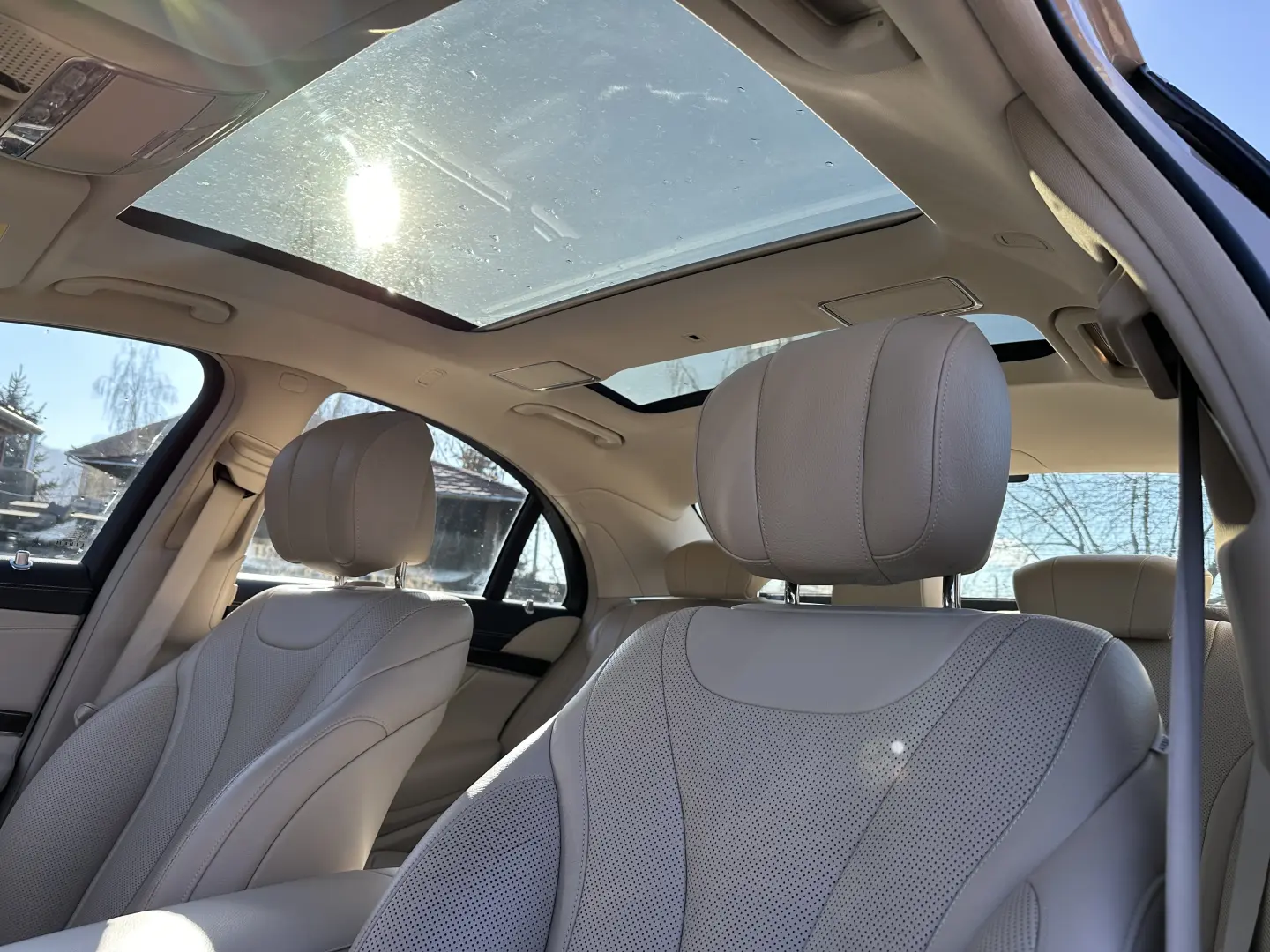 Mercedes S350 4Matic • White leather • Full Options