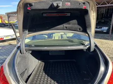 Mercedes S350 4Matic • White leather • Full Options