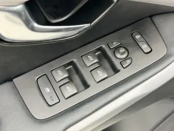 VOLVO V40 2015 1.6D E5 Garantie 12 Luni Rate Avans 0 Doar Cu