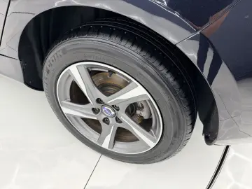 VOLVO V40 2015 1.6D E5 Garantie 12 Luni Rate Avans 0 Doar Cu