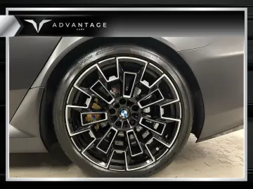 BMW M5 Limousine Ultimate Package