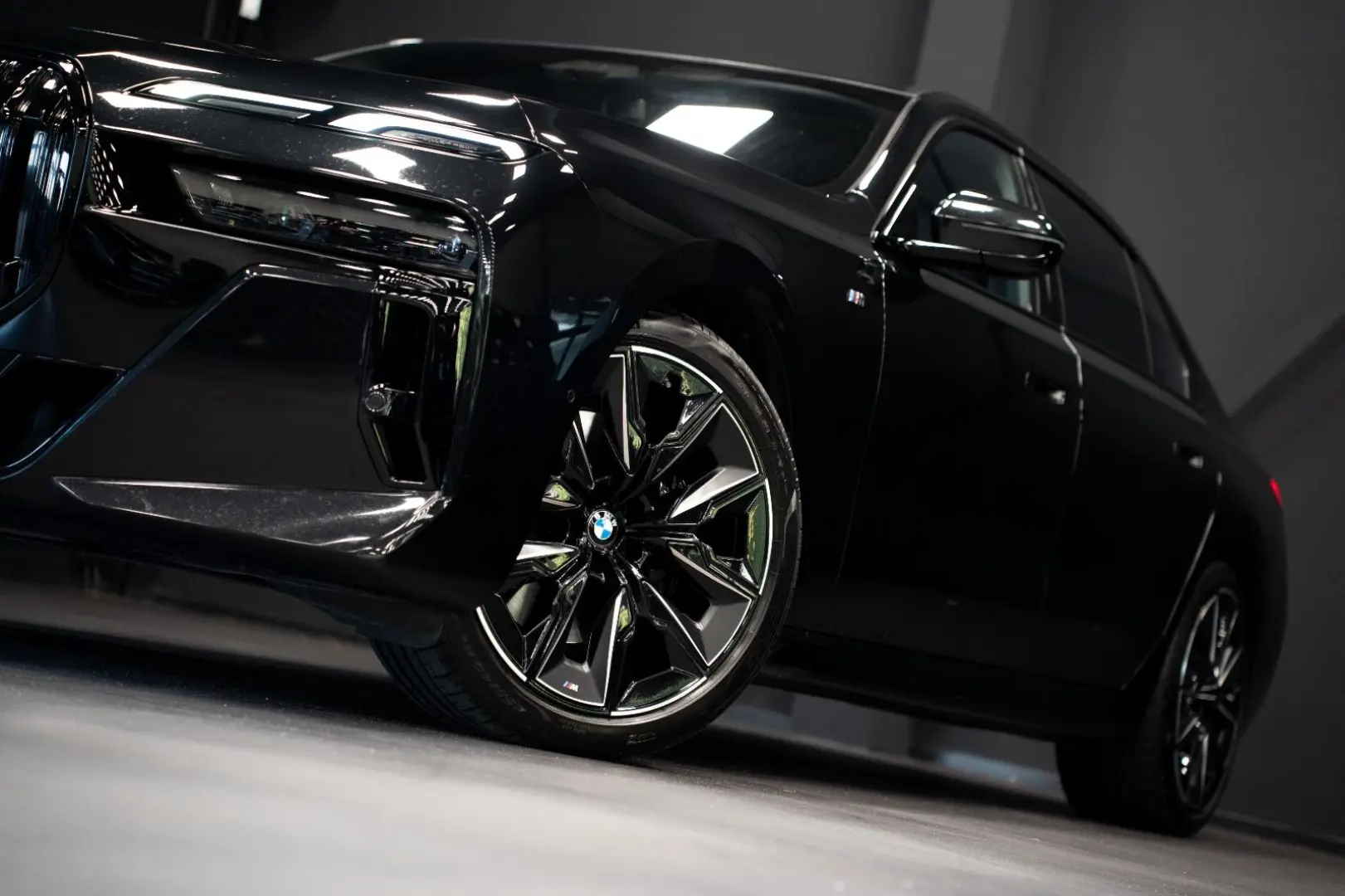 740 d xDrive M Sport Pro B&W Pano SurroundV