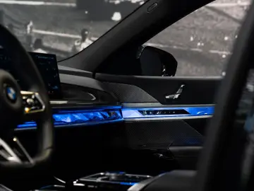 740 d xDrive M Sport Pro B&W Pano SurroundV