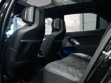 740 d xDrive M Sport Pro B&W Pano SurroundV