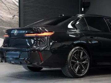 740 d xDrive M Sport Pro B&W Pano SurroundV