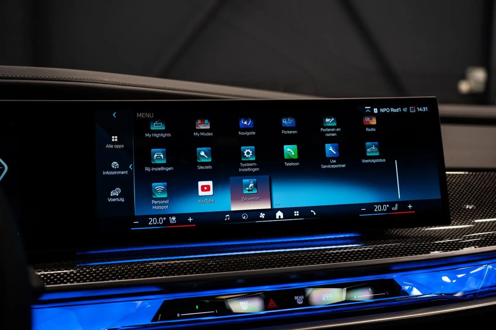 740 d xDrive M Sport Pro B&W Pano SurroundV