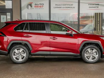 Toyota RAV4 2.5 hybrid Lounge