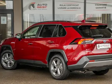 Toyota RAV4 2.5 hybrid Lounge