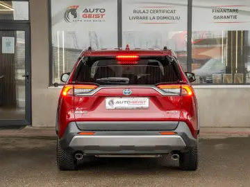 Toyota RAV4 2.5 hybrid Lounge