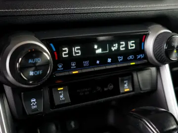 Toyota RAV4 2.5 hybrid Lounge