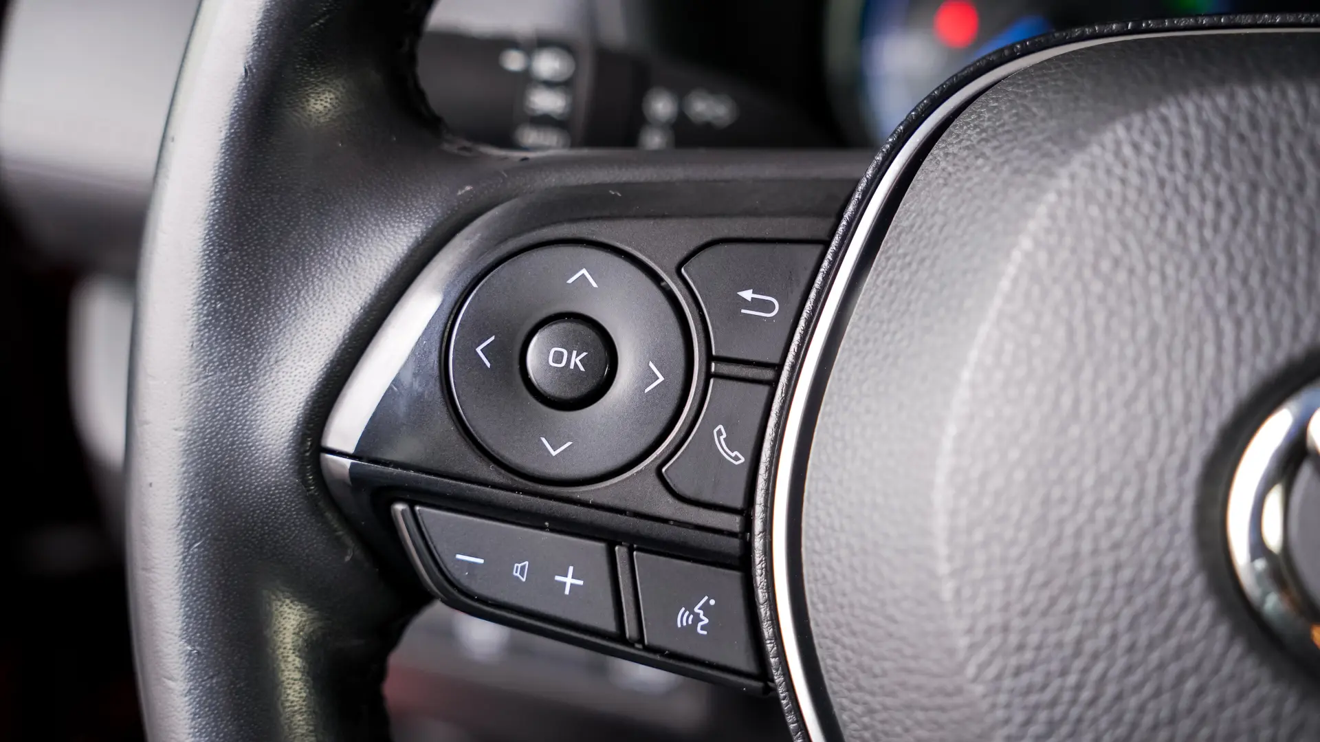 Toyota RAV4 2.5 hybrid Lounge