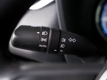 Toyota RAV4 2.5 hybrid Lounge