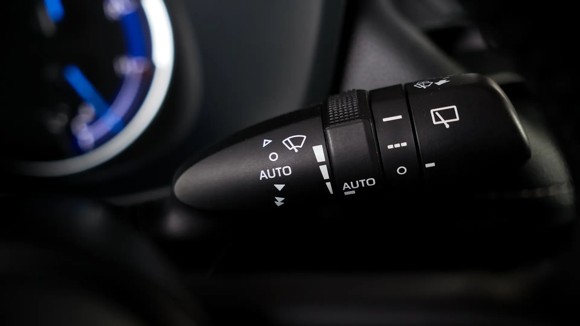 Toyota RAV4 2.5 hybrid Lounge