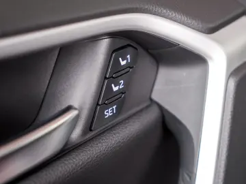 Toyota RAV4 2.5 hybrid Lounge