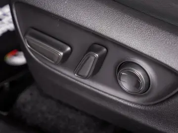 Toyota RAV4 2.5 hybrid Lounge