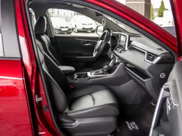 Toyota RAV4 2.5 hybrid Lounge