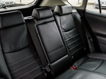 Toyota RAV4 2.5 hybrid Lounge