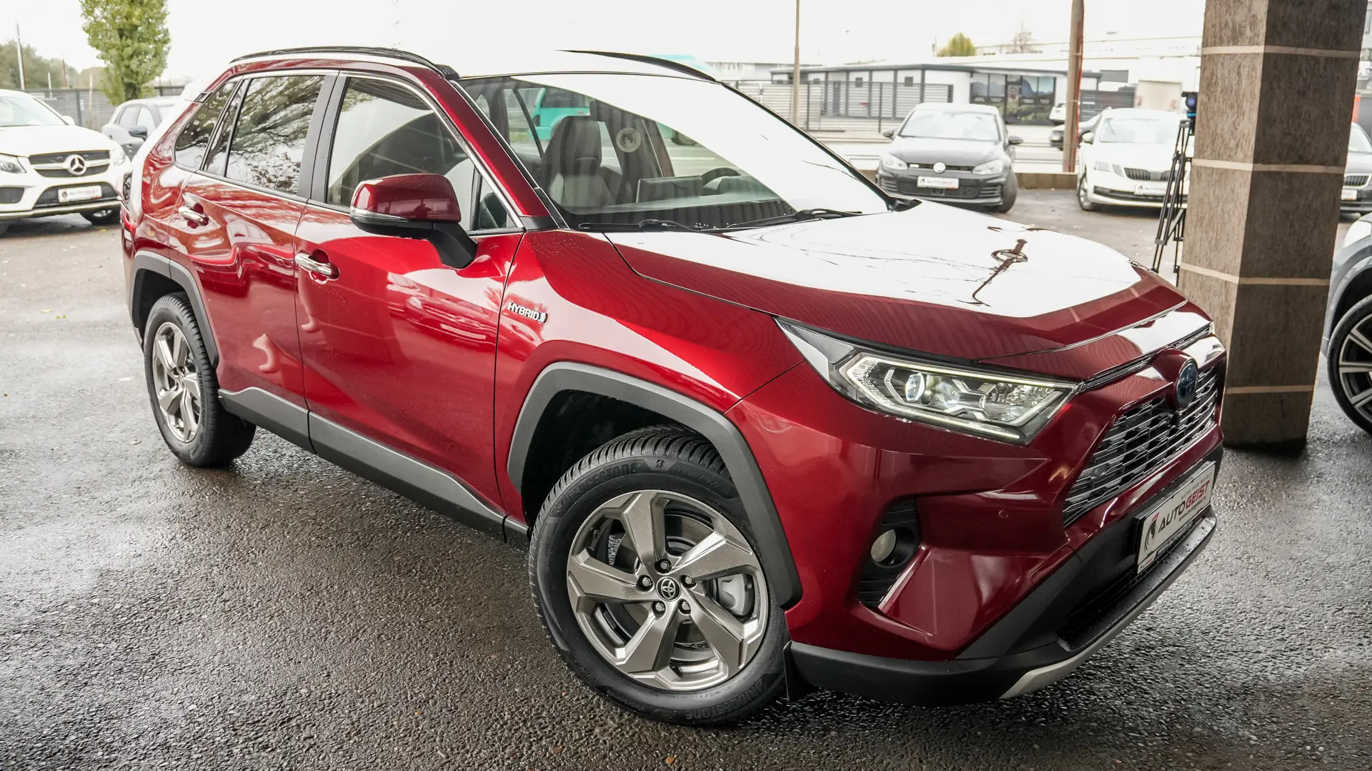 Toyota RAV4 2.5 hybrid Lounge