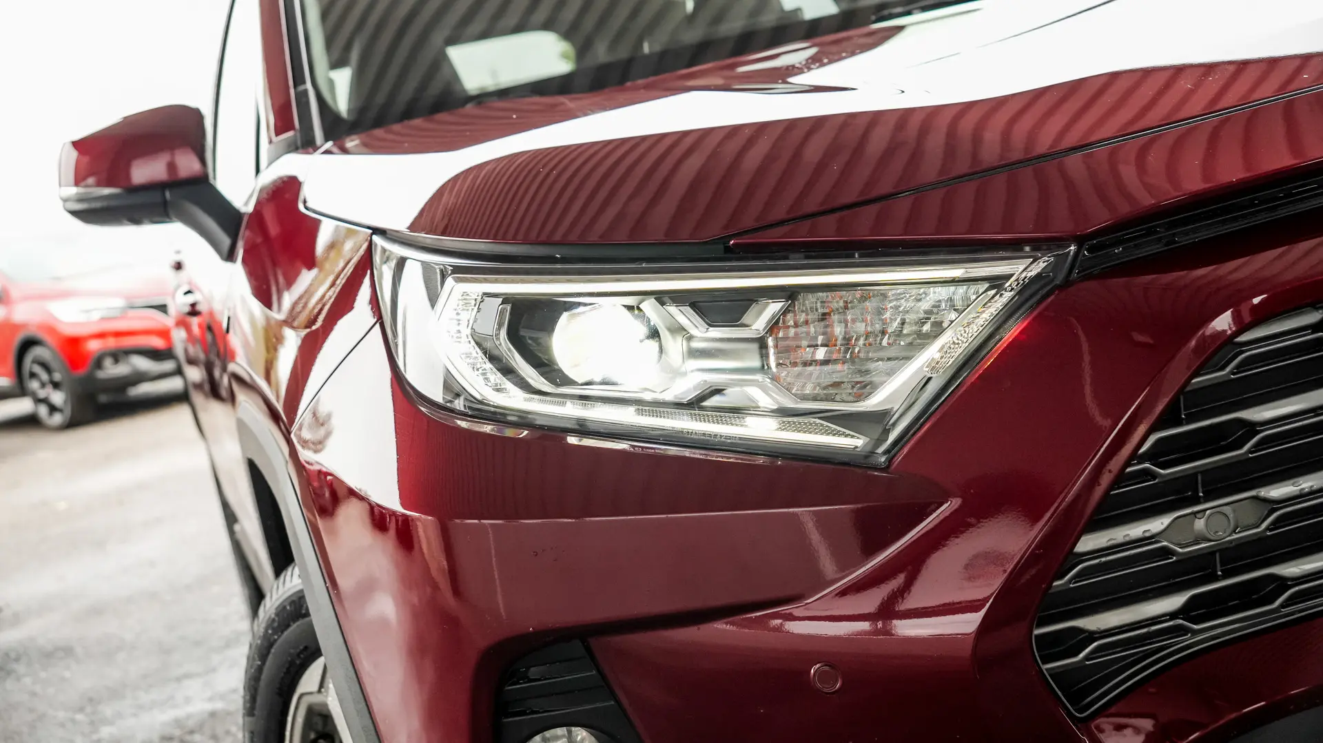 Toyota RAV4 2.5 hybrid Lounge