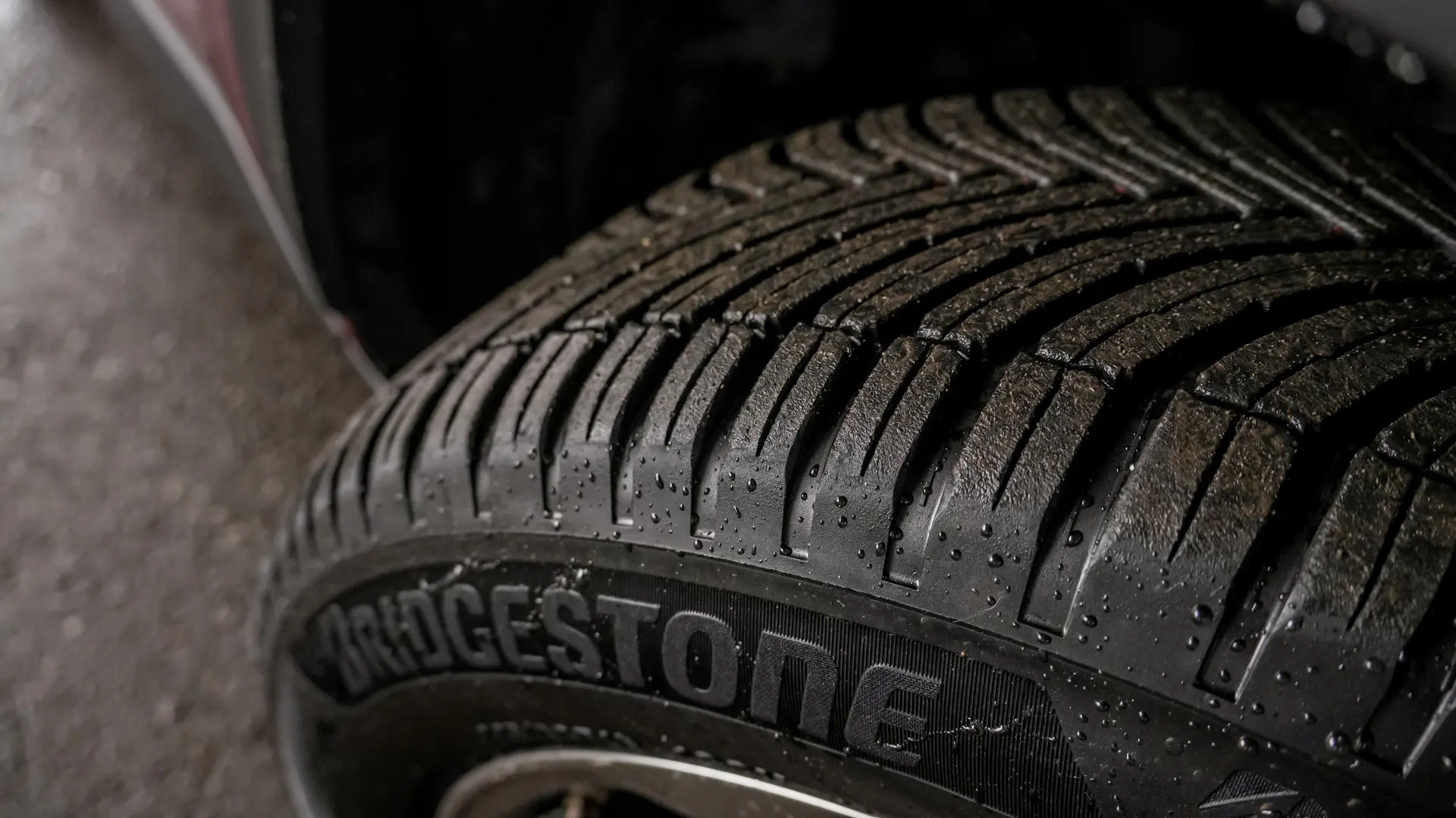 Toyota RAV4 2.5 hybrid Lounge