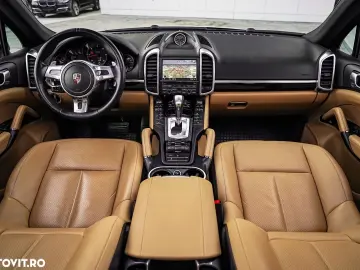 Porsche Cayenne Diesel Platinum Edition