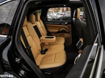 Porsche Cayenne Diesel Platinum Edition